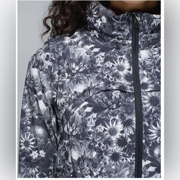 Lululemon Bring Back The Track Jacket Flowabunga Black Angel Wing W4D99S floral - Picture 7 of 15